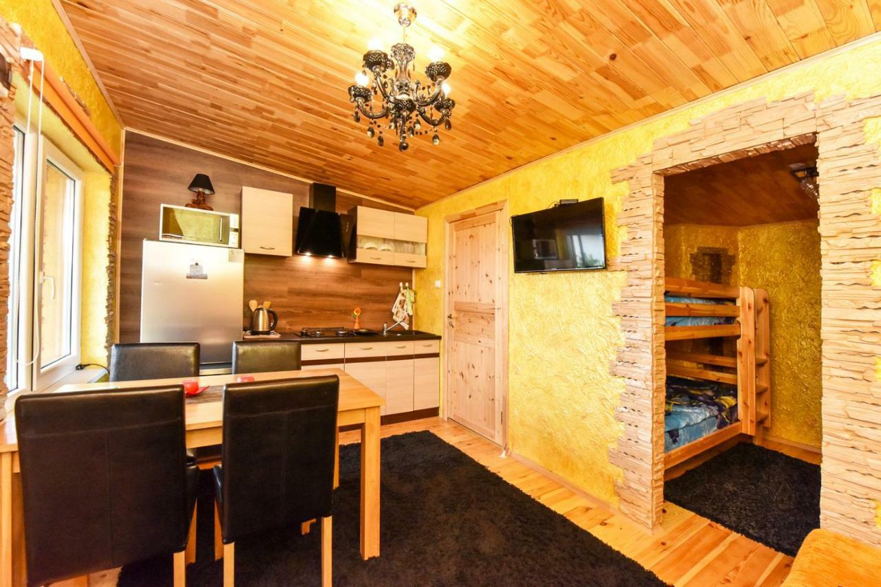 Zelta Pirts Guest House Ventspils Eksteriør billede